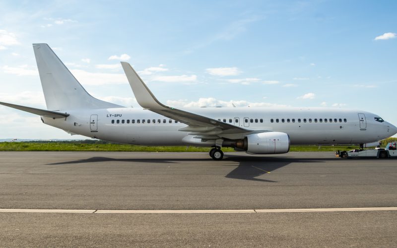 Boeing-737-800-LY-SPU-Exterior-2